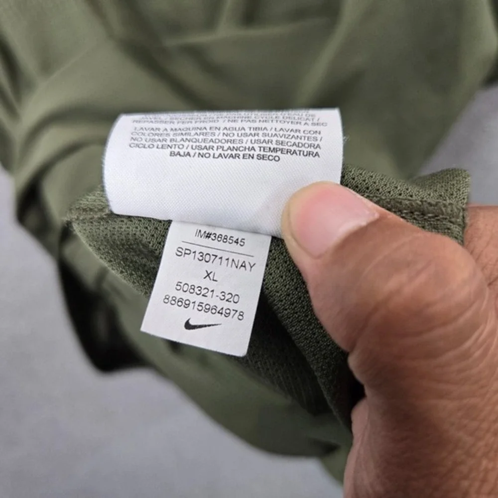 Nike *please carefully